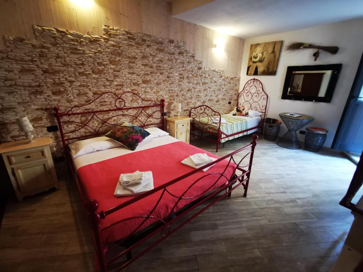Michela Rooms Riomaggiore Buitenkant foto