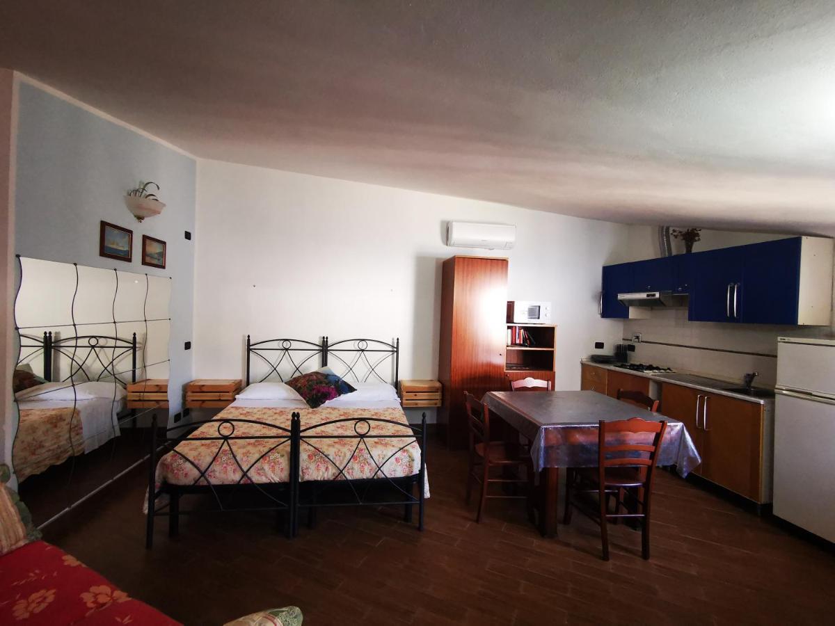 Michela Rooms Riomaggiore Buitenkant foto