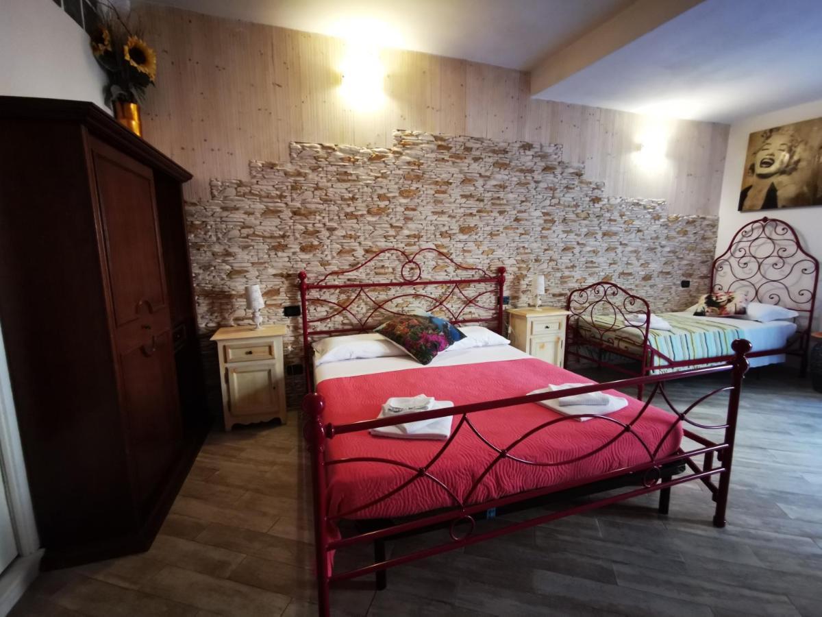 Michela Rooms Riomaggiore Buitenkant foto