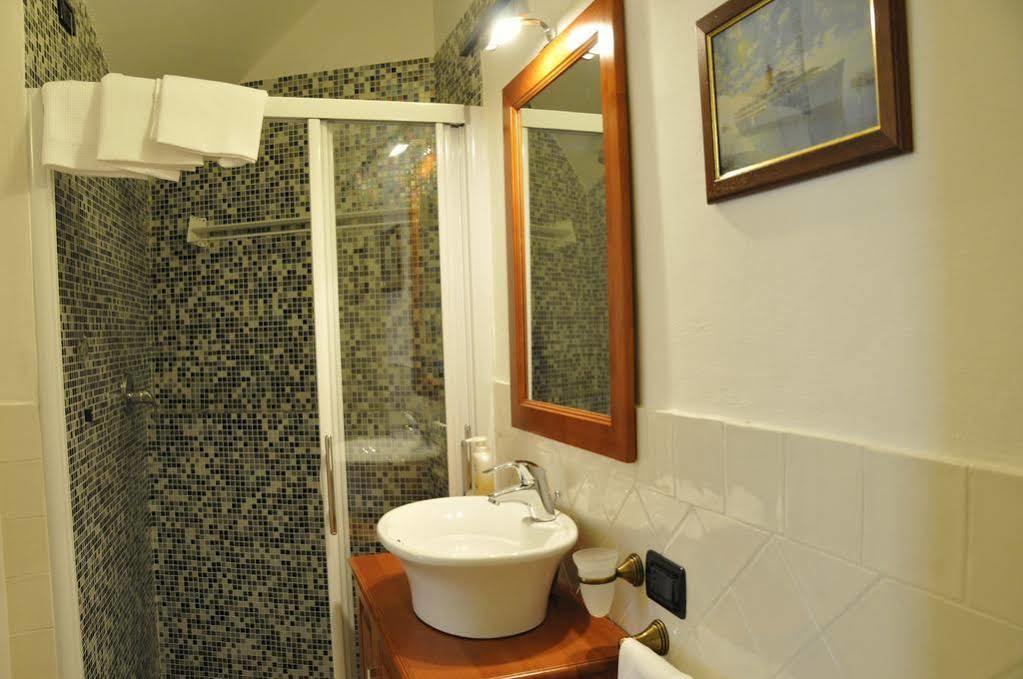 Michela Rooms Riomaggiore Buitenkant foto